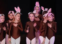 Showballett Formel I Weihnachtsrevue 2023 41